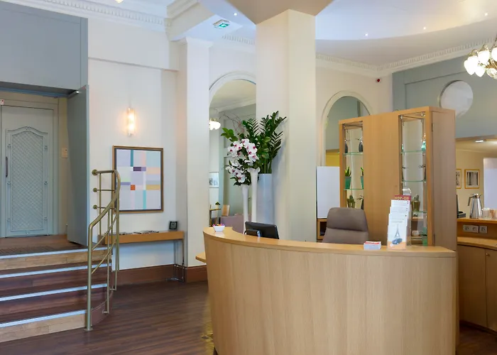 Leonardo Boutique OperaHotel Parigi